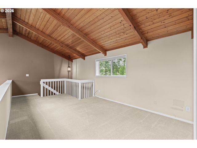 6595 Sw 207TH Ave, Beaverton, OR 97078