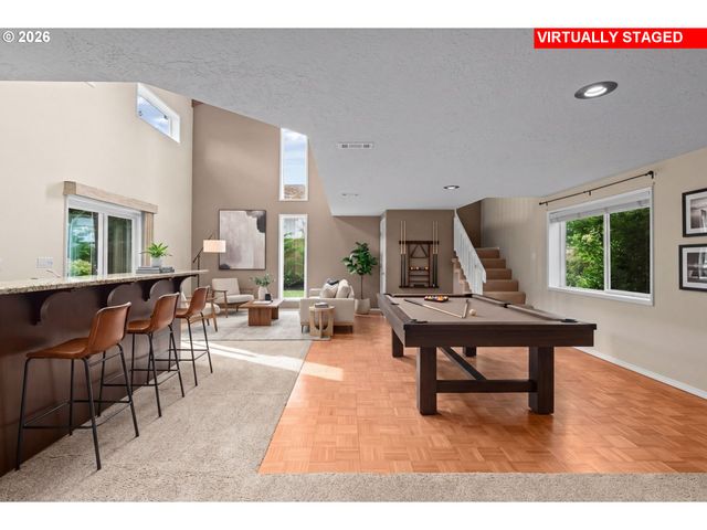 6595 Sw 207TH Ave, Beaverton, OR 97078