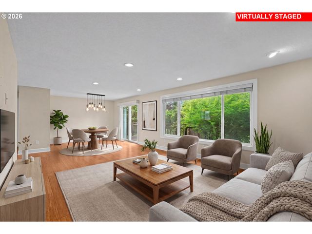 6595 Sw 207TH Ave, Beaverton, OR 97078