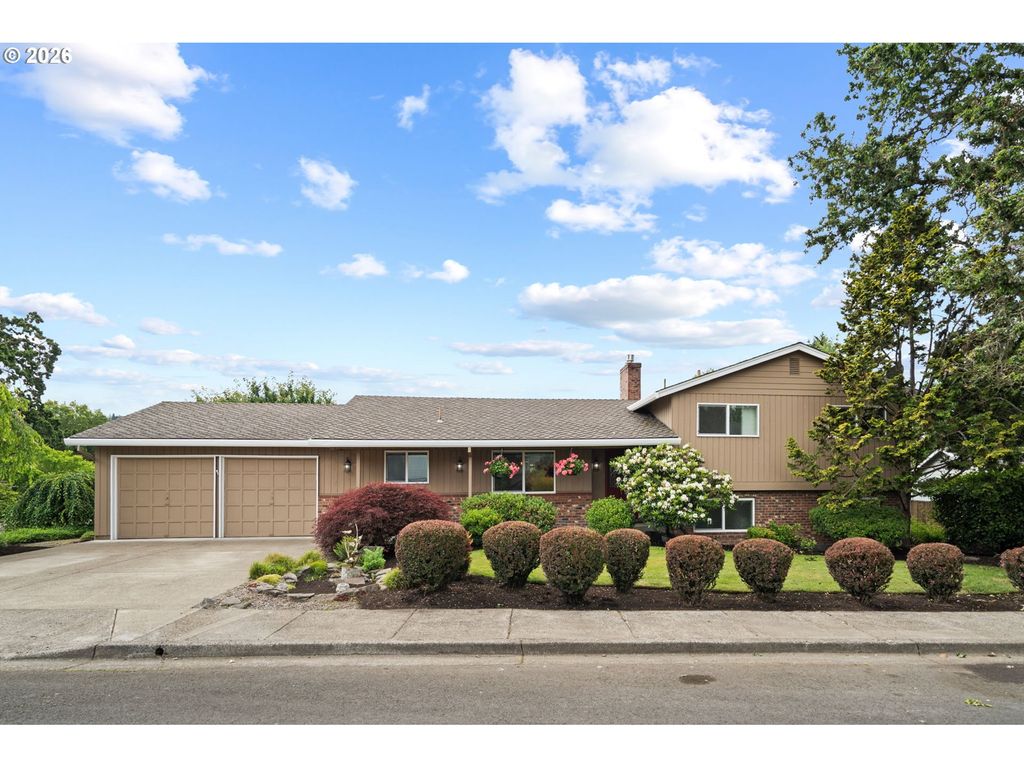 6595 Sw 207TH Ave, Beaverton, OR 97078