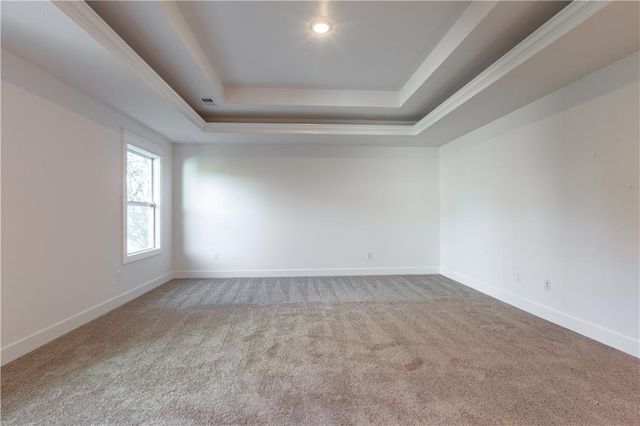 7350 NW Clore Drive, Parkville, MO 64152