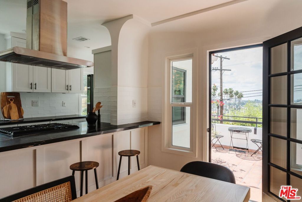 Image 13 of property listing at 3135 Minnesota Street, Los Angeles, CA 90031