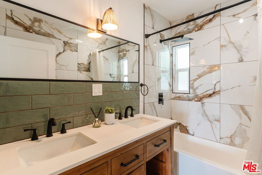 Image 22 of property listing at 3135 Minnesota Street, Los Angeles, CA 90031