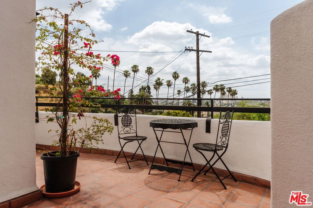 Image 28 of property listing at 3135 Minnesota Street, Los Angeles, CA 90031