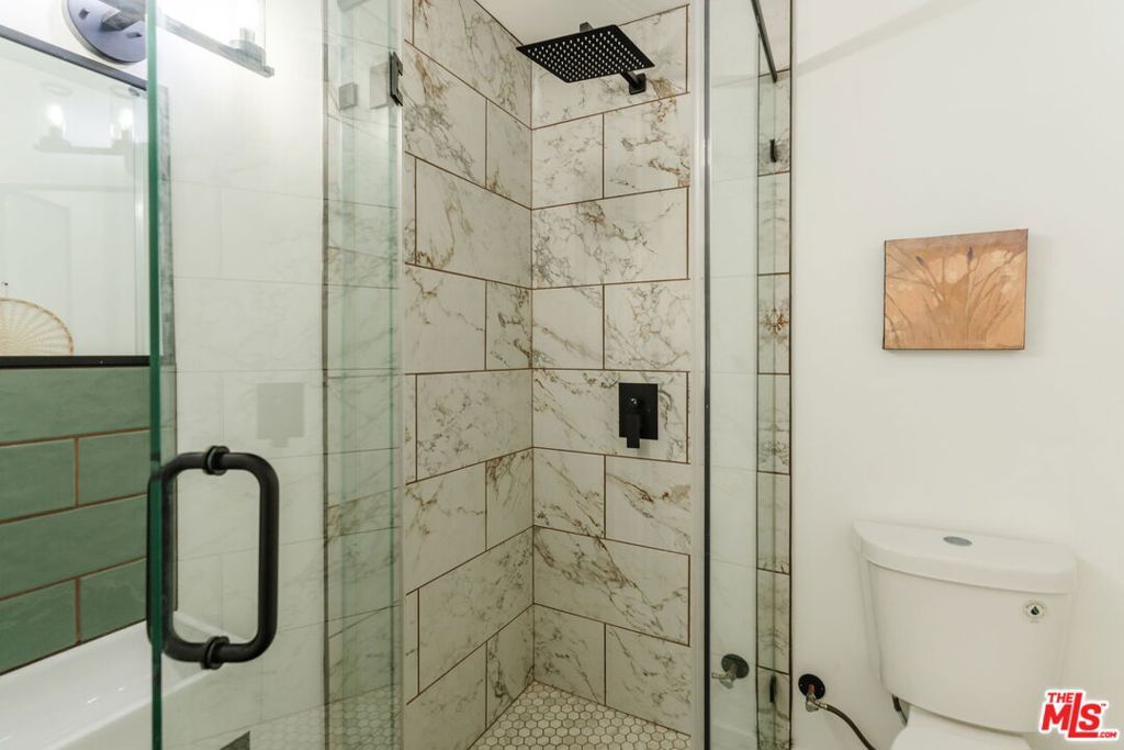 Image 45 of property listing at 3135 Minnesota Street, Los Angeles, CA 90031