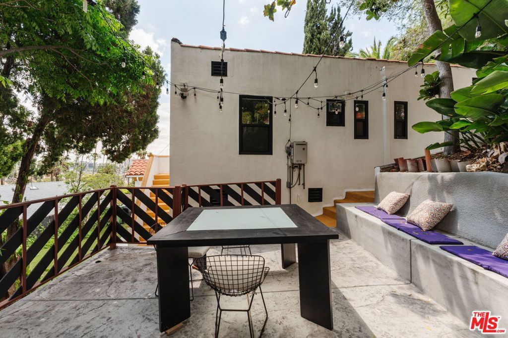 Image 48 of property listing at 3135 Minnesota Street, Los Angeles, CA 90031