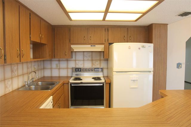 8513 WINTER HAVEN DRIVE, Hudson, FL 34667