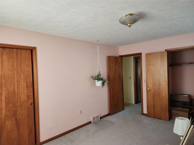 727 BURKHART Avenue, Erie, PA 16511