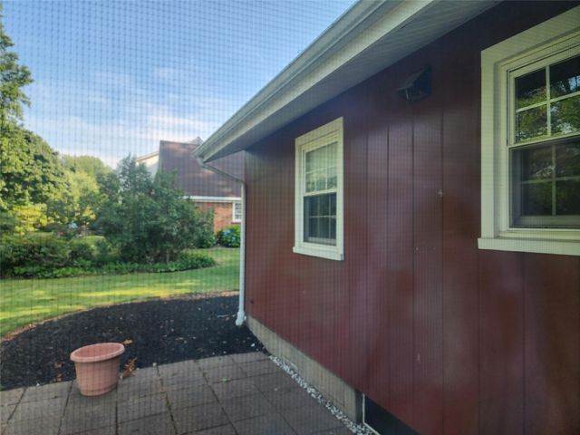 727 BURKHART Avenue, Erie, PA 16511
