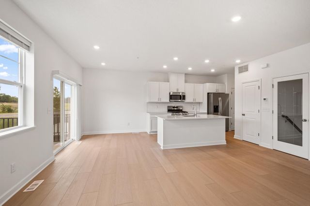 3481 Trails End Circle, Eagan, MN 55123