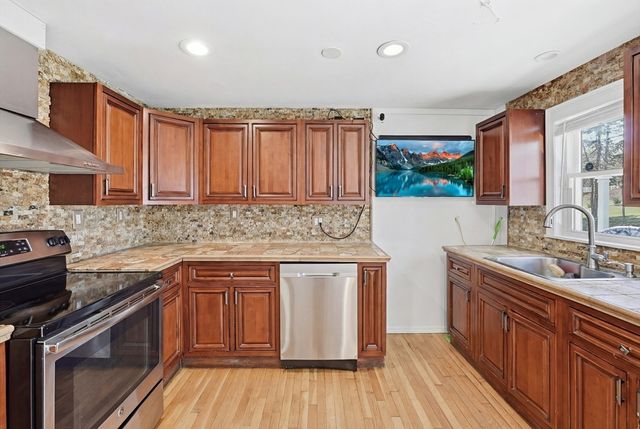 149 Woodland St, West Boylston, MA 01583