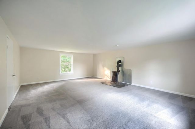 102 DOGWOOD DR, Dover, PA 17315