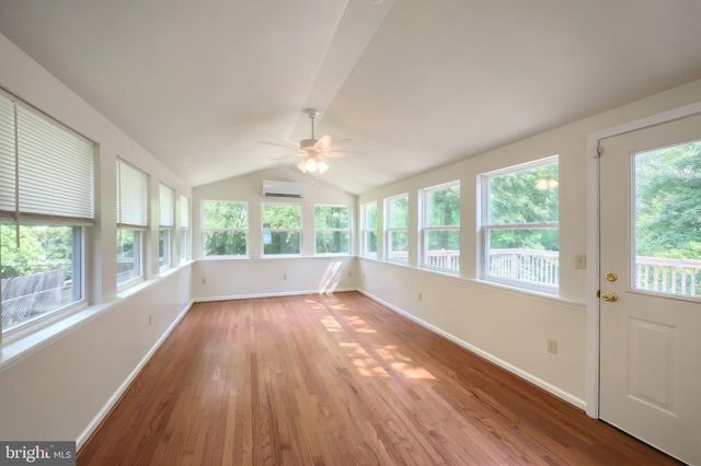 102 DOGWOOD DR, Dover, PA 17315