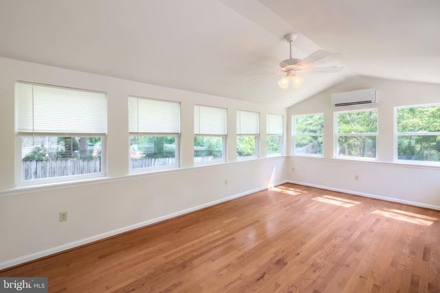 102 DOGWOOD DR, Dover, PA 17315