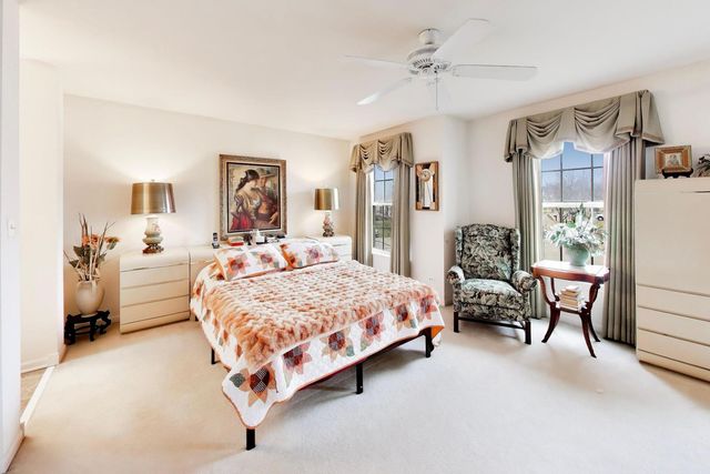 5355 Galloway Drive, Hoffman Estates, IL 60192