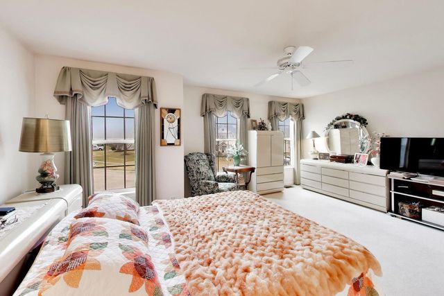 5355 Galloway Drive, Hoffman Estates, IL 60192