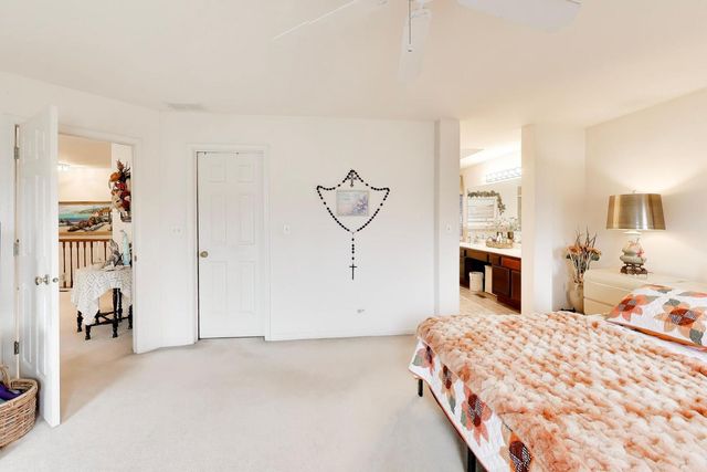 5355 Galloway Drive, Hoffman Estates, IL 60192