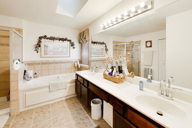 5355 Galloway Drive, Hoffman Estates, IL 60192