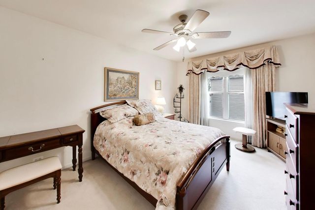 5355 Galloway Drive, Hoffman Estates, IL 60192