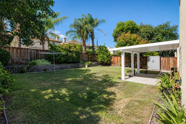 426 Glenbriar Cir, Tracy, CA 95377