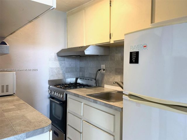 6484 Indian Creek Dr 314, Miami Beach, FL 33141