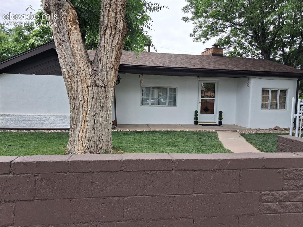 804 Cherry Lane, Pueblo, CO 81005