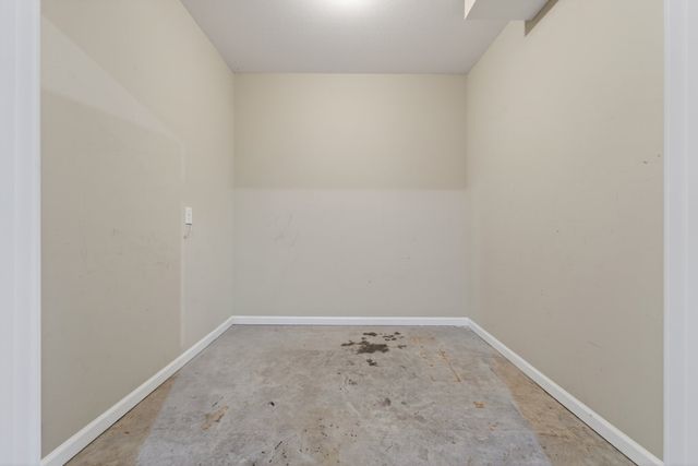 1684 Putnum Dr, Clarksville, TN 37042