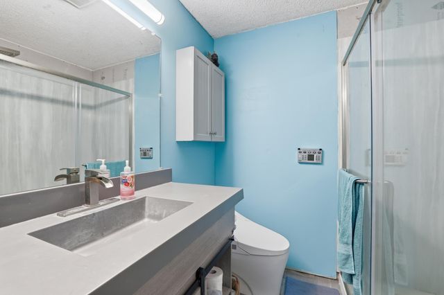 115 Peninsula Road, Medicine Lake, MN 55441