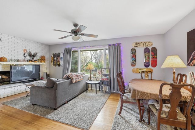 115 Peninsula Road, Medicine Lake, MN 55441