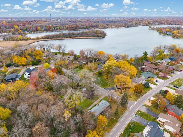 115 Peninsula Road, Medicine Lake, MN 55441