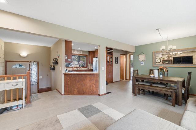 115 Peninsula Road, Medicine Lake, MN 55441