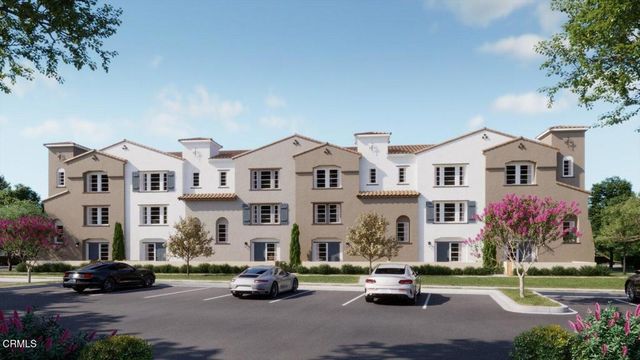 533 Via Vallarta, Camarillo, CA 93012