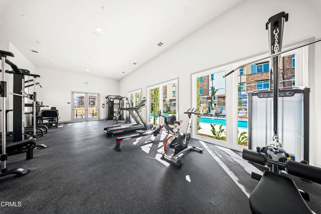533 Via Vallarta, Camarillo, CA 93012