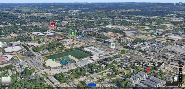 W Mitchell Street, Fayetteville, AR 72701