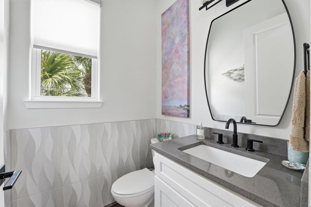 16710 Cabeza De Vaca, Jamaica Beach, TX 77554