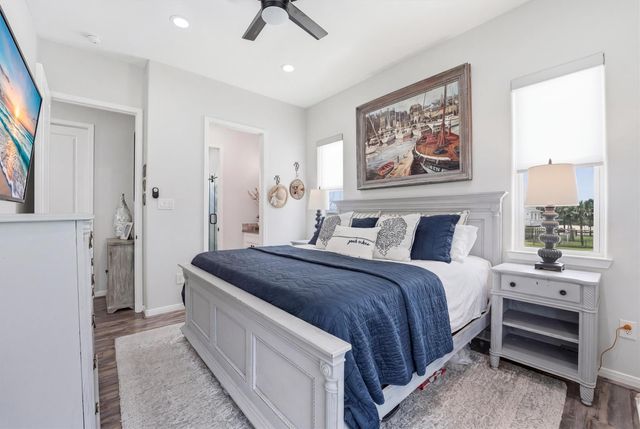 16710 Cabeza De Vaca, Jamaica Beach, TX 77554