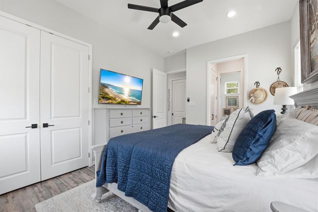 16710 Cabeza De Vaca, Jamaica Beach, TX 77554