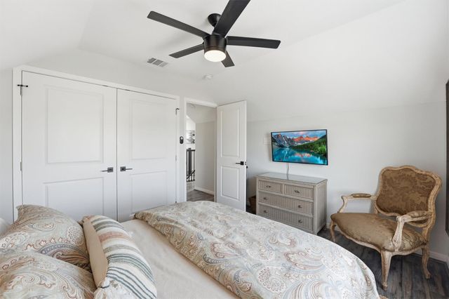 16710 Cabeza De Vaca, Jamaica Beach, TX 77554