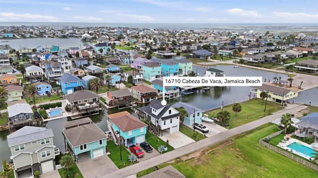 16710 Cabeza De Vaca, Jamaica Beach, TX 77554