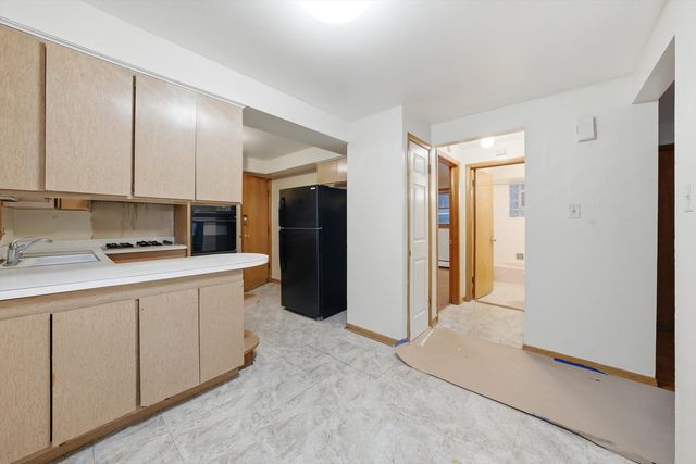 272 E 148th Street, Harvey, IL 60426