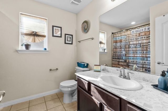 23310 Bordeaux Drive, Alvin, TX 77511