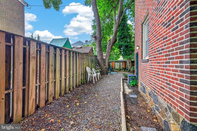 912 MCCABE AVE, Wilmington, DE 19802
