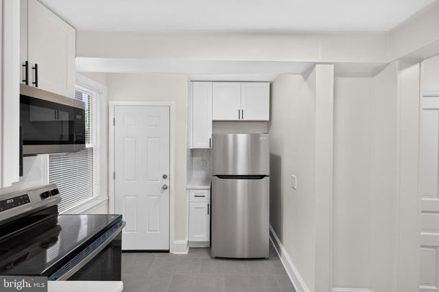 912 MCCABE AVE, Wilmington, DE 19802