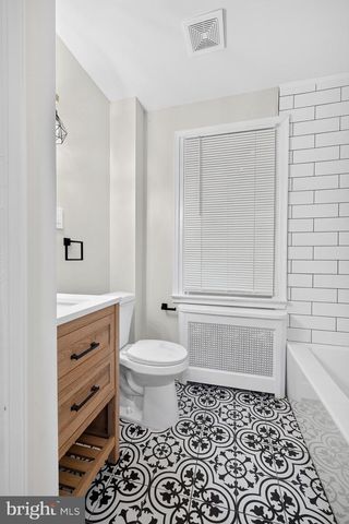 912 MCCABE AVE, Wilmington, DE 19802