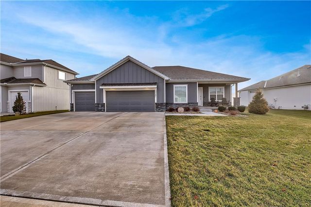 17761 Greeley Street, Gardner, KS 66030