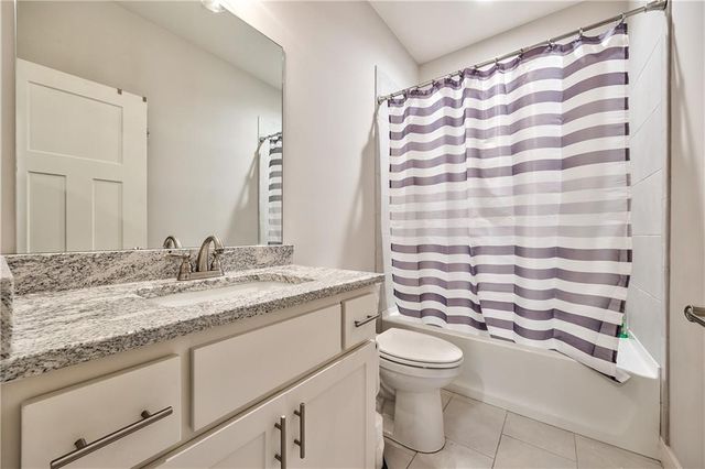 17761 Greeley Street, Gardner, KS 66030