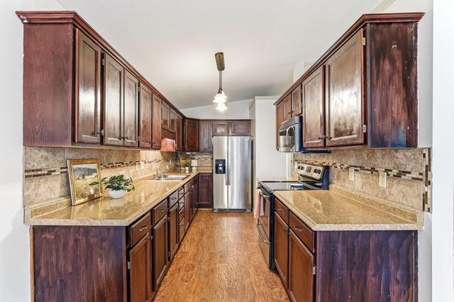 7653 Borman Way, Inver Grove Heights, MN 55076