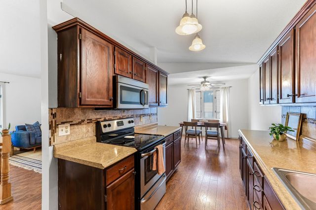 7653 Borman Way, Inver Grove Heights, MN 55076