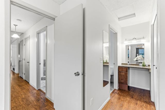 7653 Borman Way, Inver Grove Heights, MN 55076