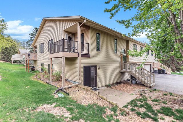 7653 Borman Way, Inver Grove Heights, MN 55076